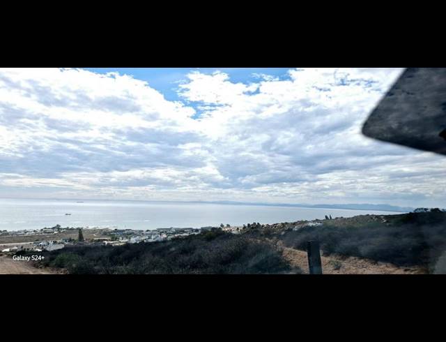 LAND FOR SALE IN ST HELENA VIEWS